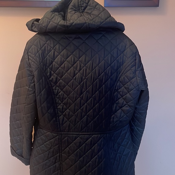 Esprit black puffer - Picture 6 of 8